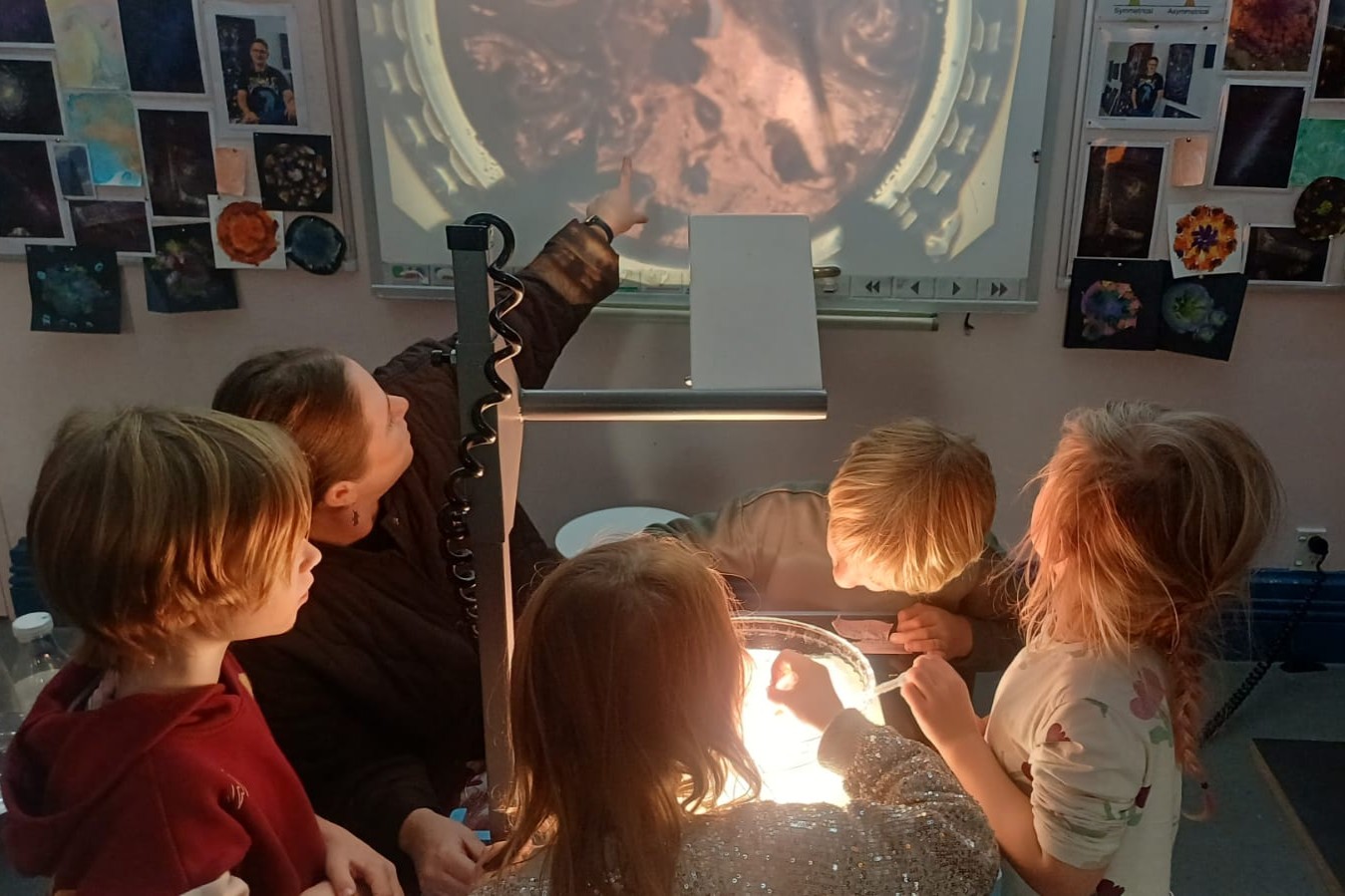 kids-and-whanau-festival-reuben-paterson-workshop.jpeg