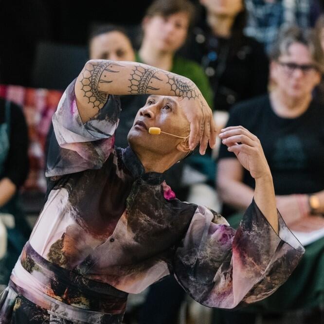Taane Mete: Estrella performance | Auckland Art Gallery Toi o Tāmaki