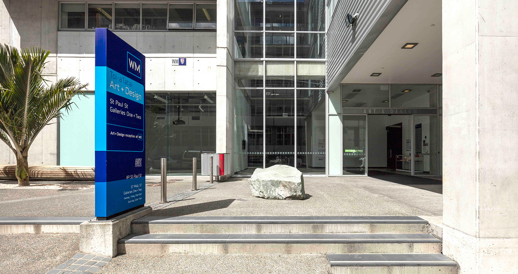 <p>The entrance to ST PAUL St Gallery on campus of AUT University</p>