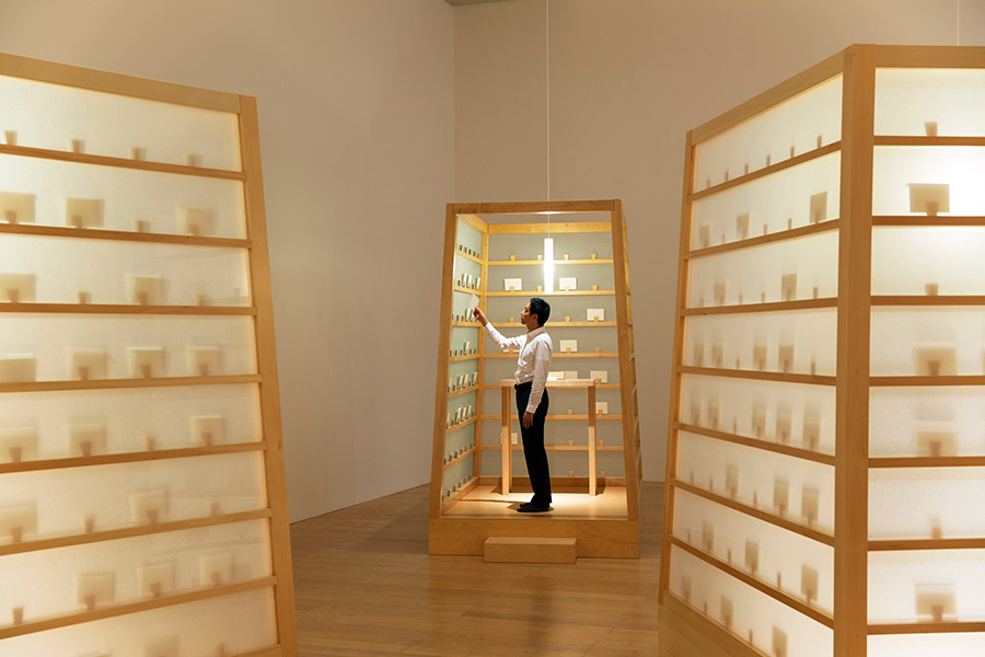 <p><strong>Lee Mingwei</strong><br />
<em>The Letter Writing Project</em>&nbsp;1998/2014 (installation view)&nbsp;<br />
<em>Lee Mingwei and His Relations: The Art of Participation</em>, Mori Art Museum, Tokyo (2014&ndash;15)<br />
Photo: Yoshitsugu Fuminari. Photo courtesy: Mori Art Museum, Tokyo</p>
