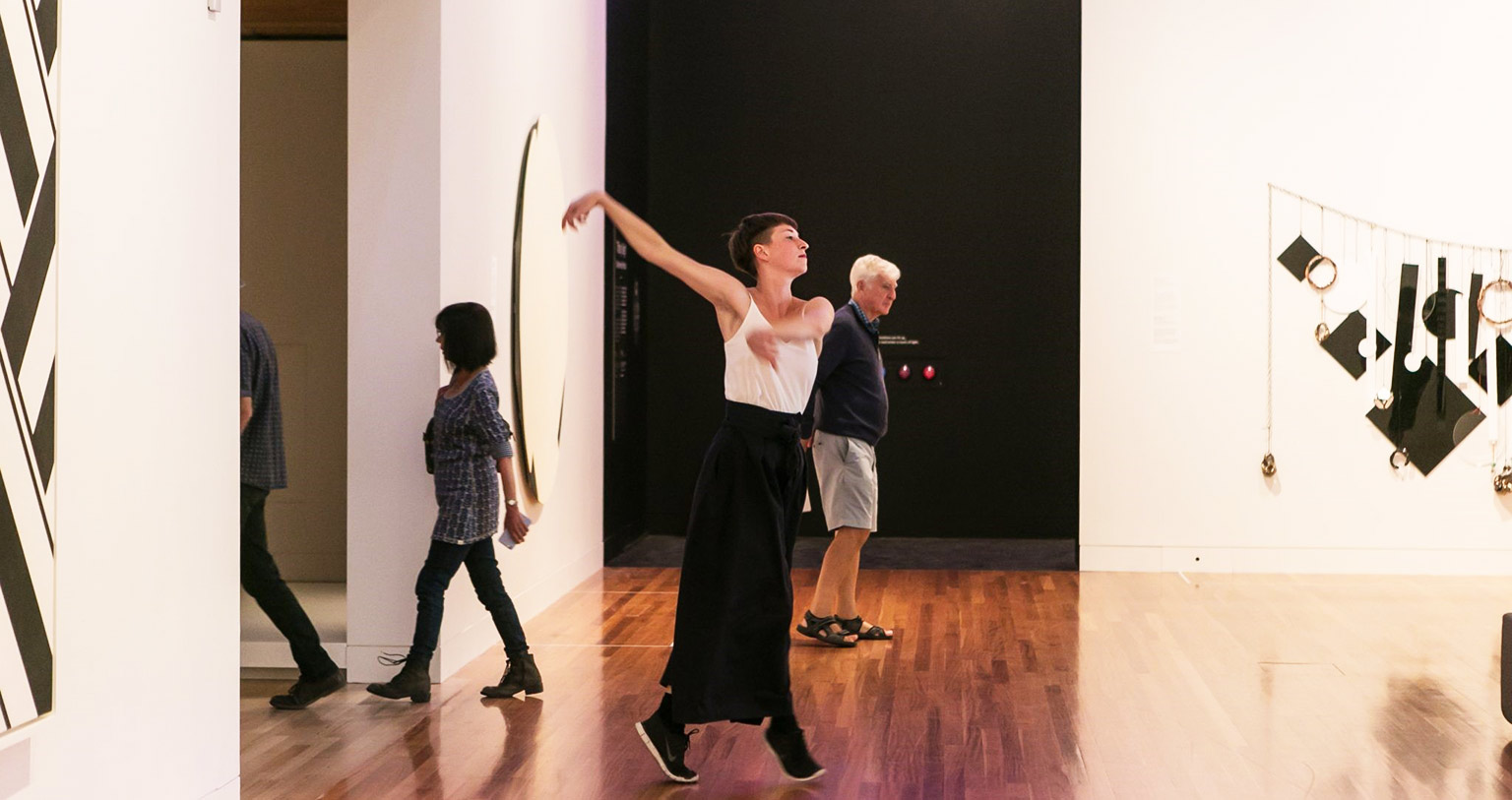 Follow: Immersive Movement Tours with BodyCartography Project