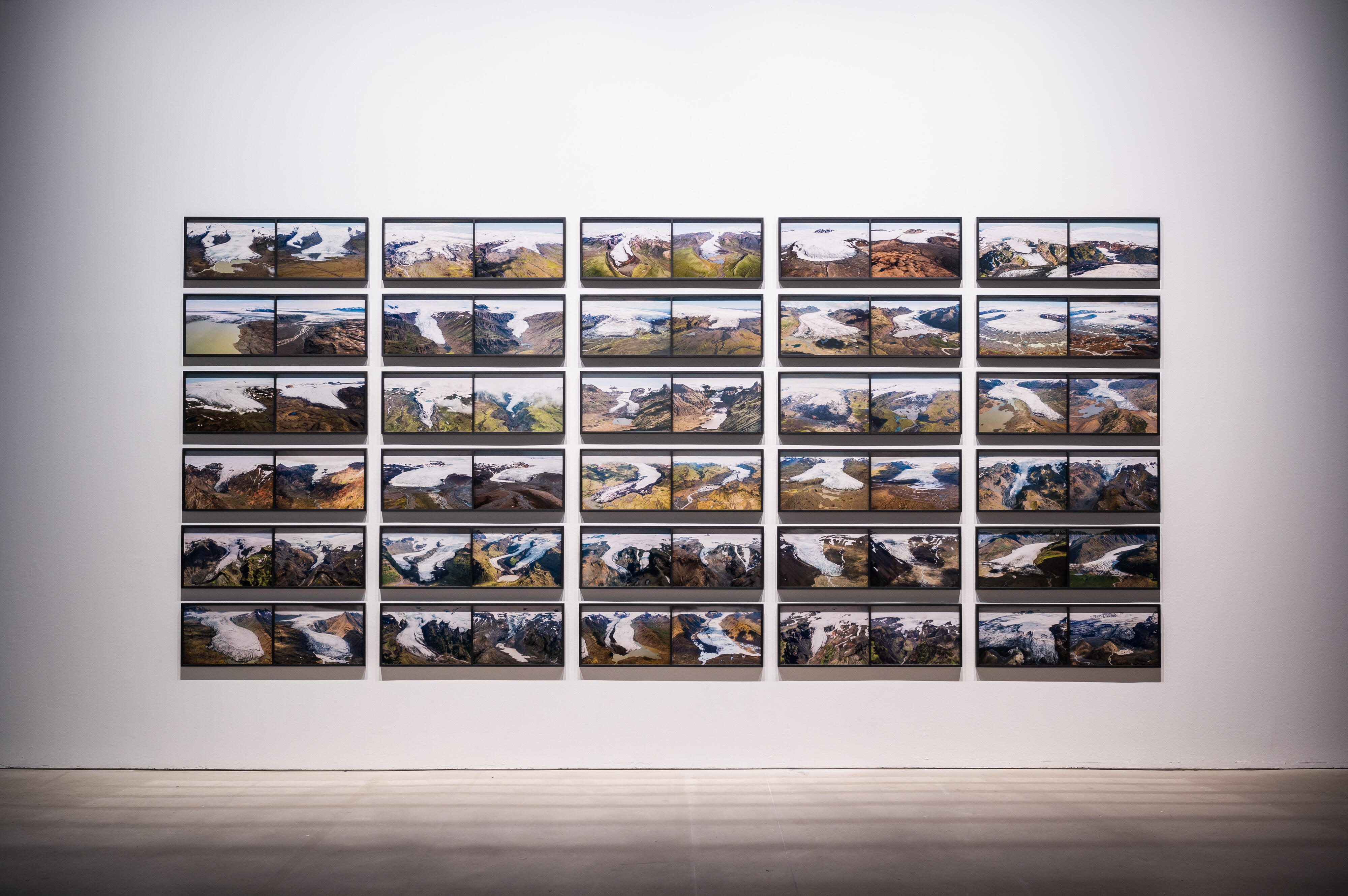 <p>&nbsp;</p>

<p><strong>Olafur Eliasson</strong>, <em>The glacier melt series 1999/2019</em>, 2019; Installation view: Olafur Eliasson: In real life, Tate Modern, London, 2019; Photo: Michael Waldrep / Studio Olafur Eliasson; Courtesy of the artist; neugerriemschneider, Berlin; Tanya Bonakdar Gallery, New York / Los Angeles &copy; 2019 Olafur Eliasson.</p>
