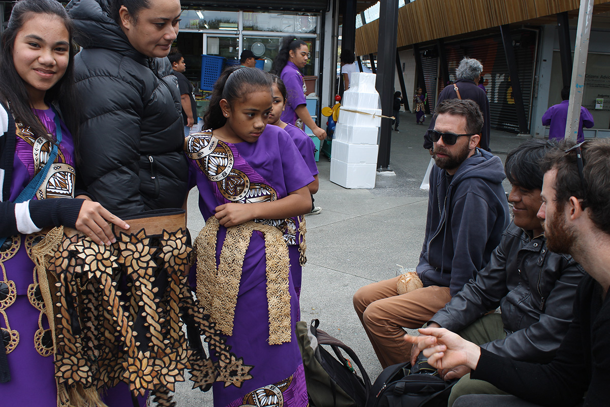 <p>Tongan church members explain kiekie&nbsp;(traditional woven garments)&nbsp;</p>