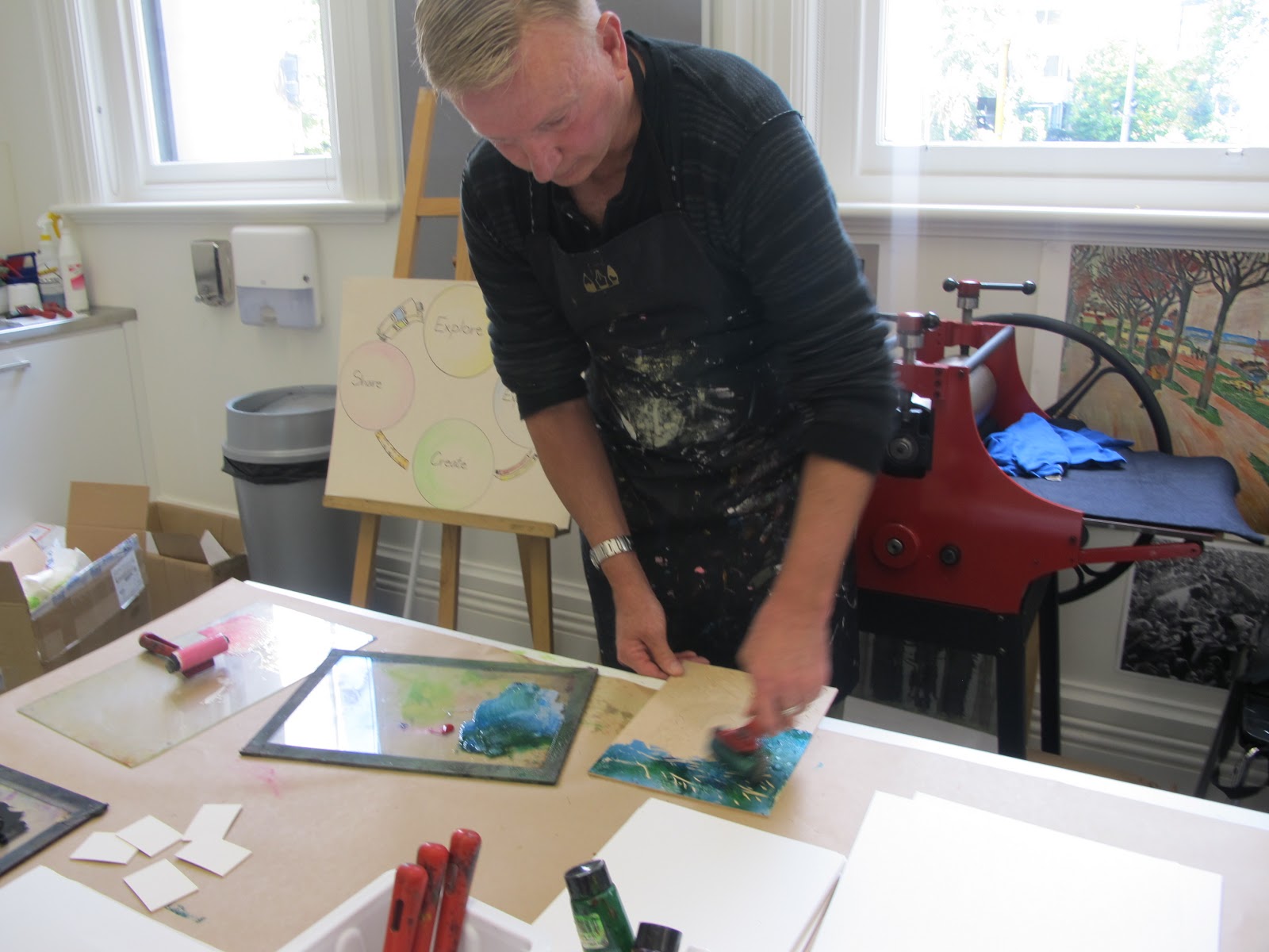<p>We inked up the printing blocks, experimenting with colour mixing and texture.</p>