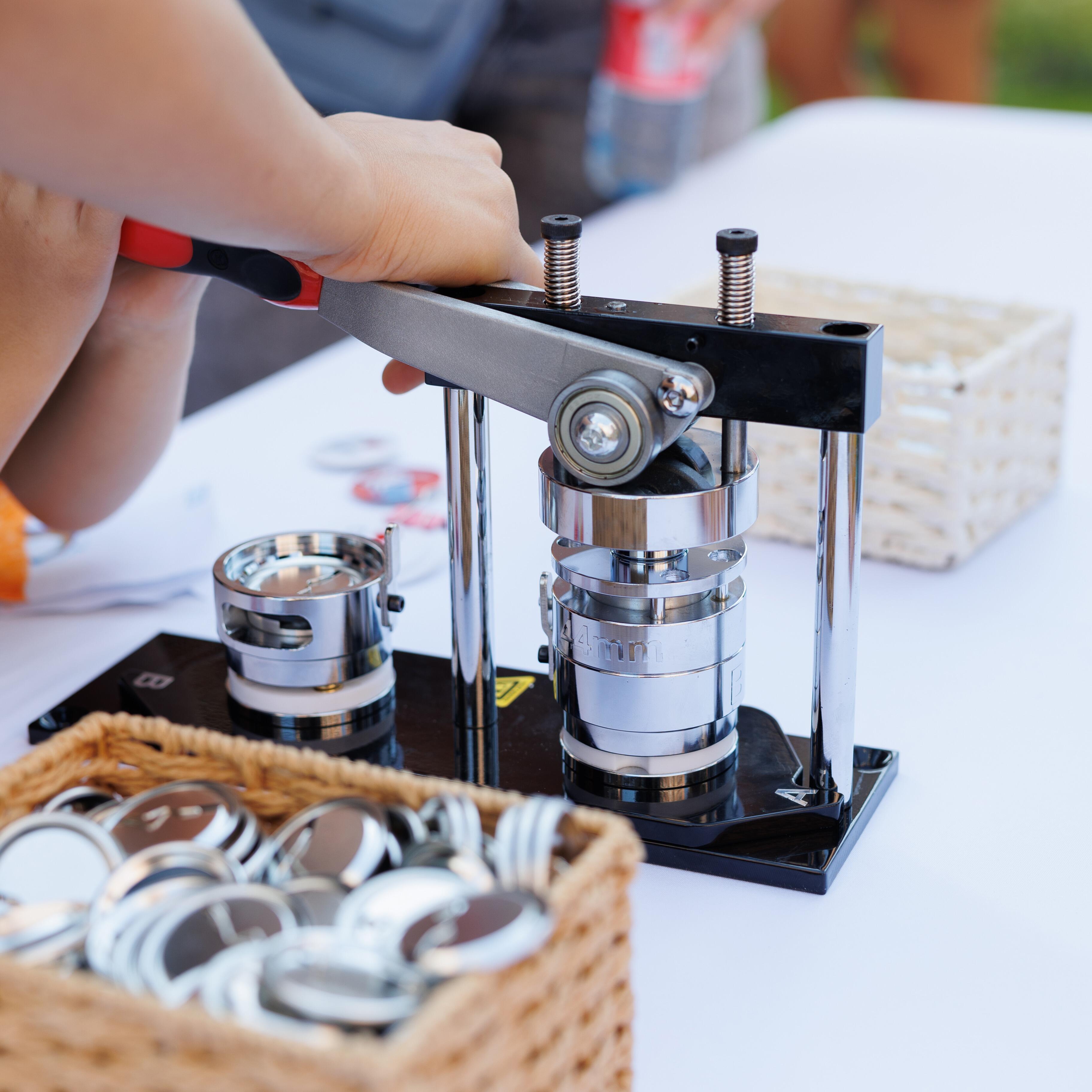 <p><strong>CREATE</strong></p>
<p><strong>Reading Nook & Badge-making</strong></p>
<p><strong>10am–4.30pm</strong></p>
<p><strong>E H McCormick Research Library, Mezzanine</strong></p>
<p>Need a little break from the festival fun? Come chill out in our cozy library nook! Snuggle up with a great story from our awesome collection of children’s books – there’s something for every young reader. Plus, get crafty and design your very own badge to take home.</p>