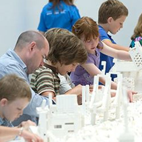 LEGO fans set to let loose at Auckland Art Gallery Image