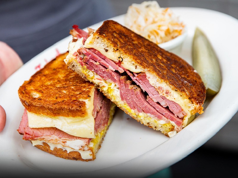 https://cdn.aucklandunlimited.com/corporate/assets/media/media-iconic-eats-the-fed-toasted-reuben-gallery.jpg