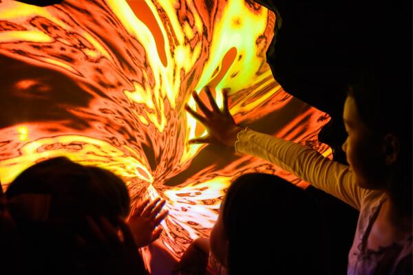 DARKLIGHT: The Hidden World