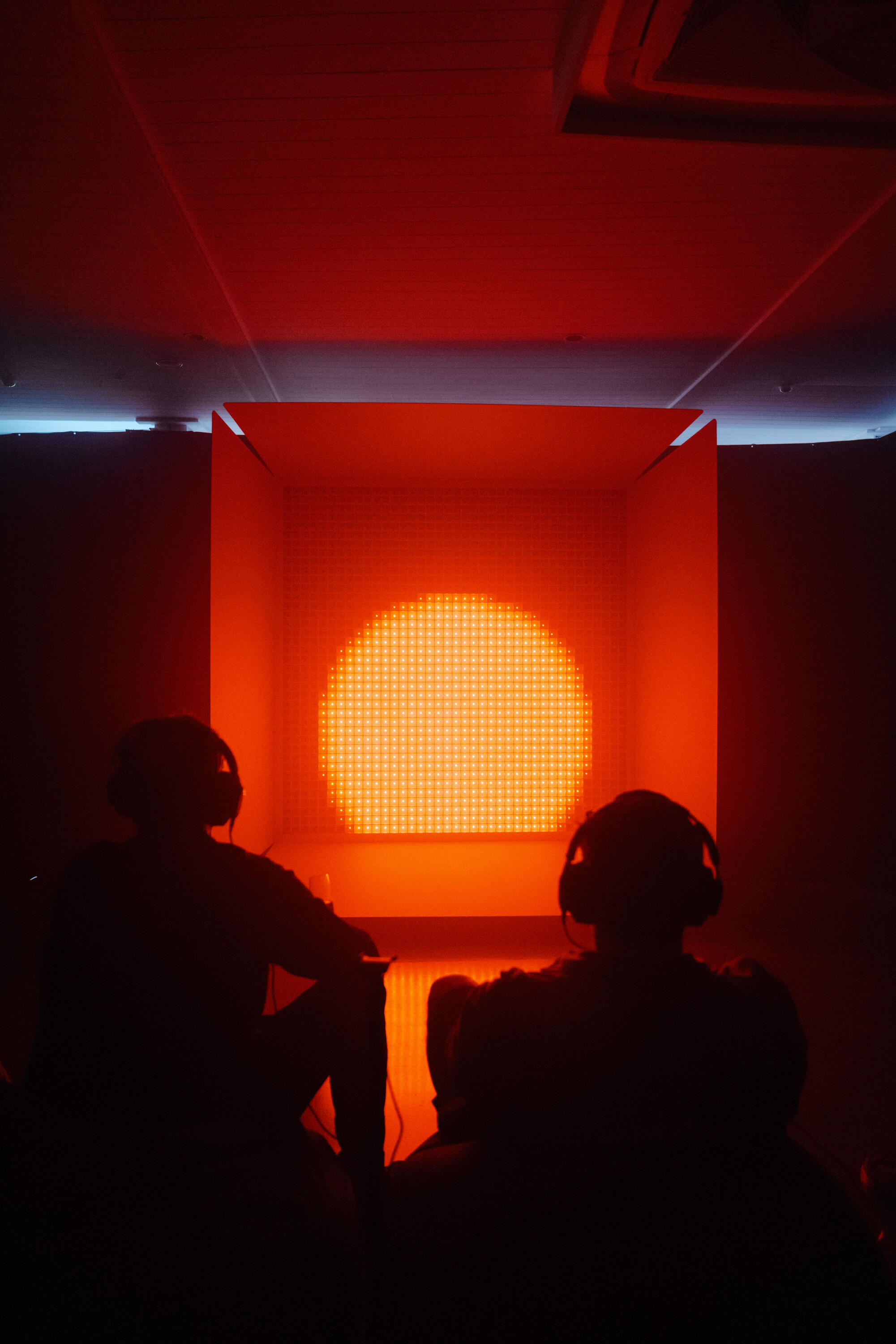 DARKLIGHT: The Hidden World