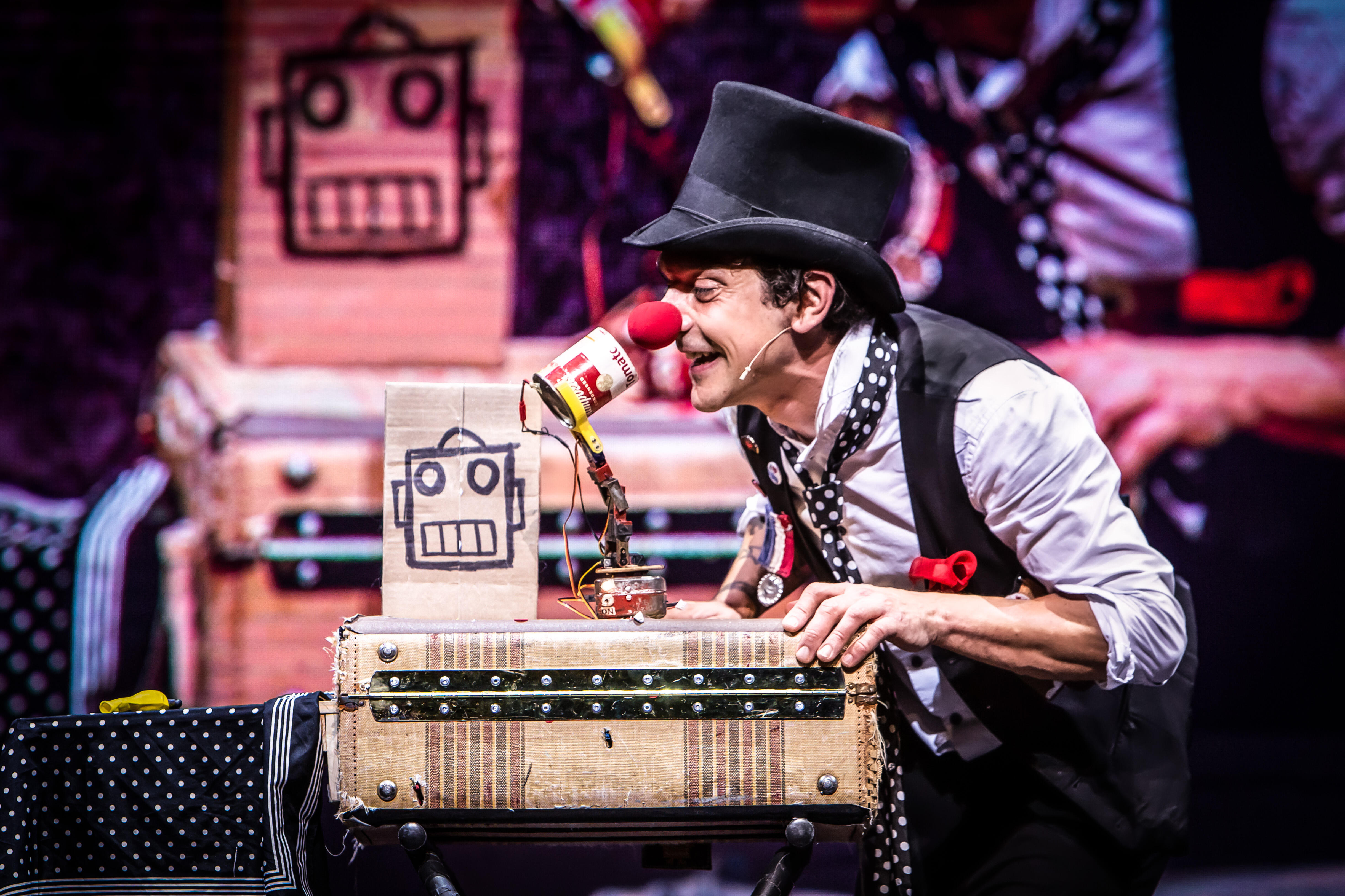 Mario the Maker Magician