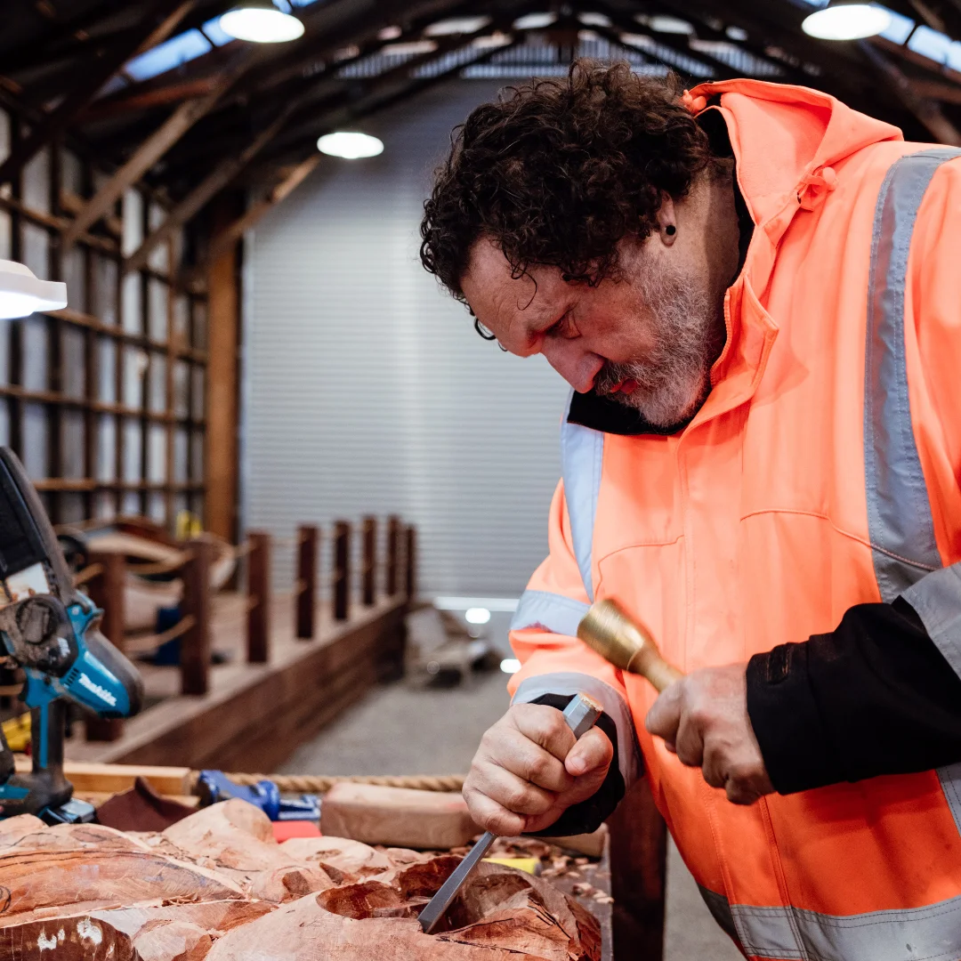 https://cdn.aucklandunlimited.com/maritime/assets/media/kuki-carving-workshop.webp
