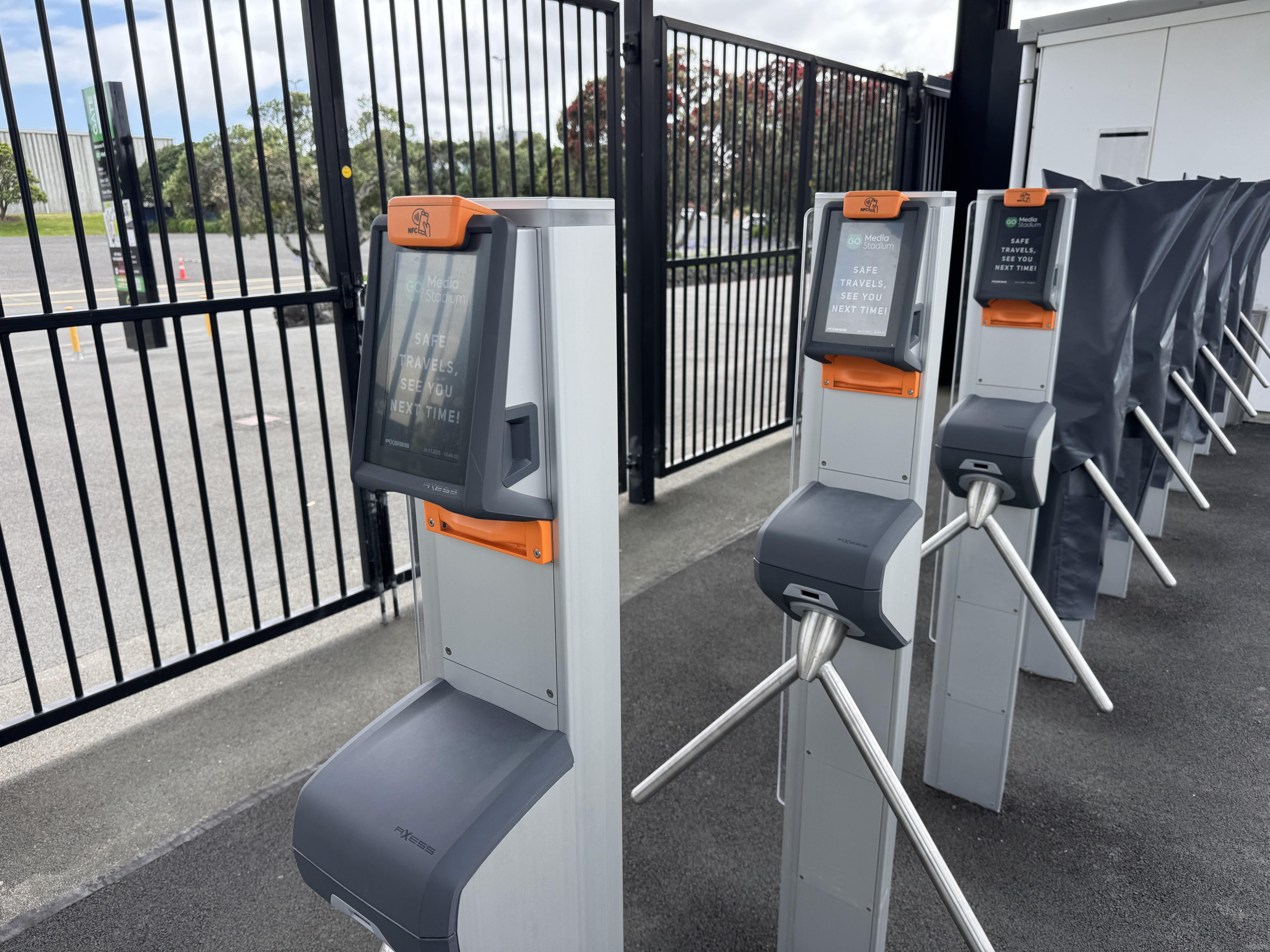 New Ticket Turnstiles: How to use our new ticket scanners