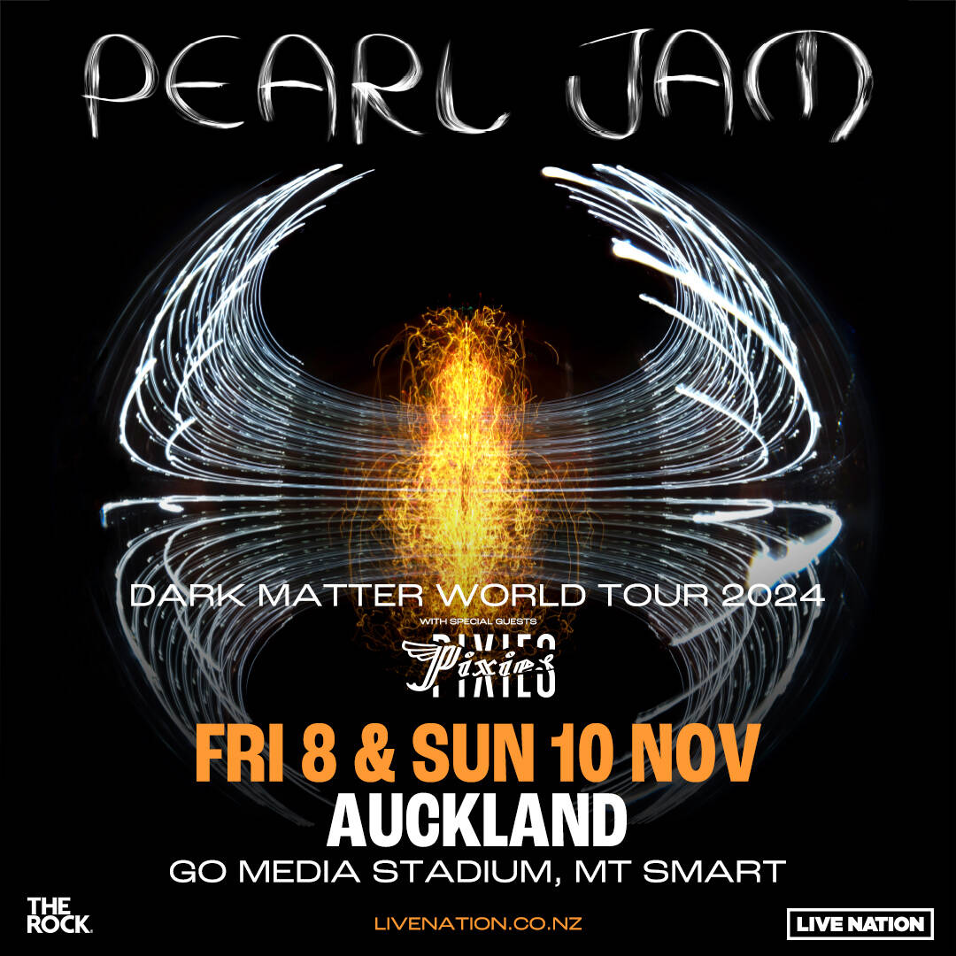 Pearl Jam Dark Matter Tour at Go Media Stadium