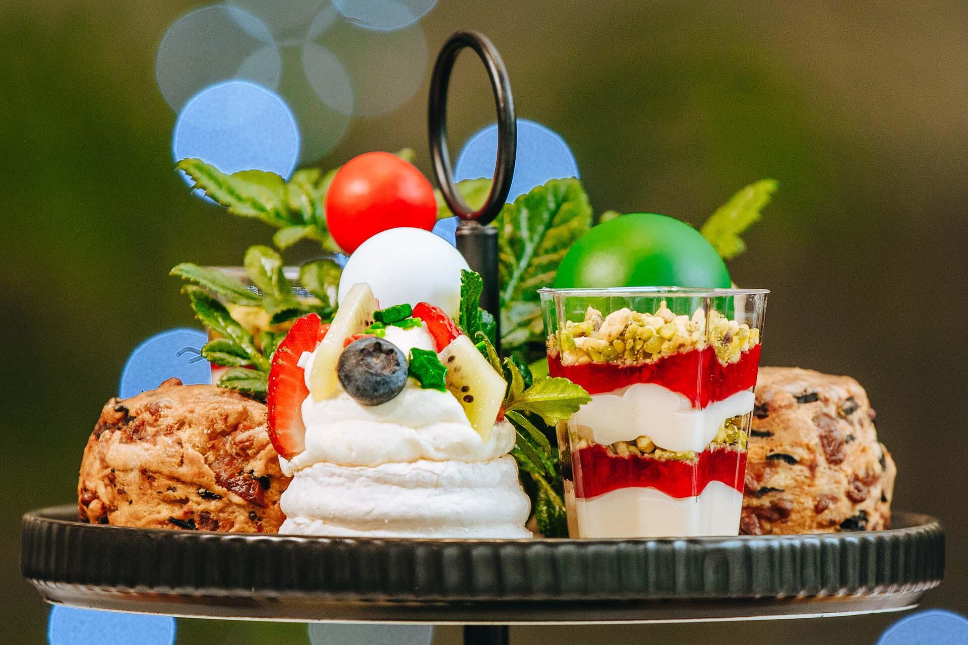 https://cdn.aucklandunlimited.com/zoo/assets/media/auckland-zoo-christmas-high-tea-top-only.jpg