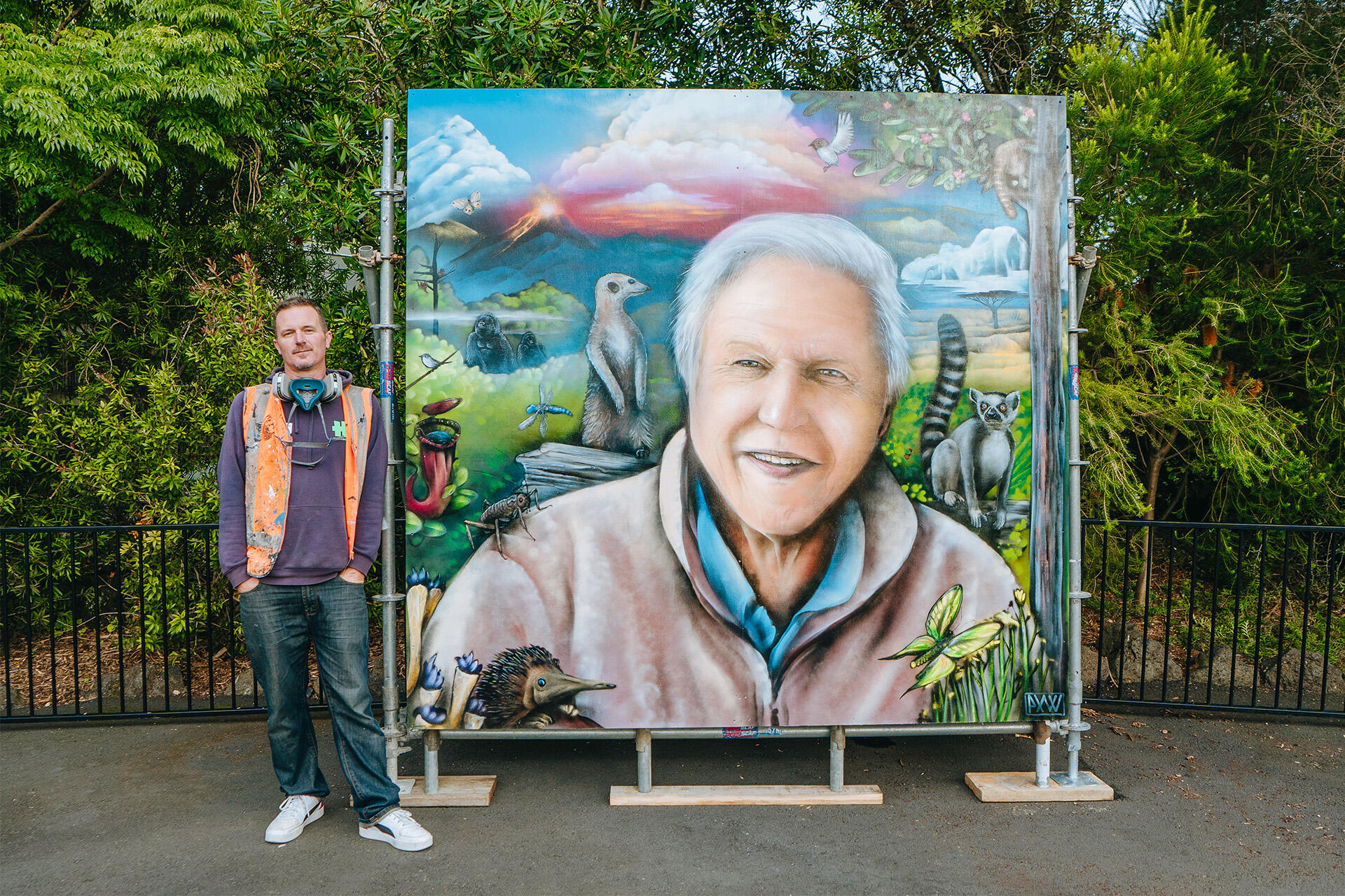 https://cdn.aucklandunlimited.com/zoo/assets/media/az-david-attenborough-mural-finished-280426-05.jpg