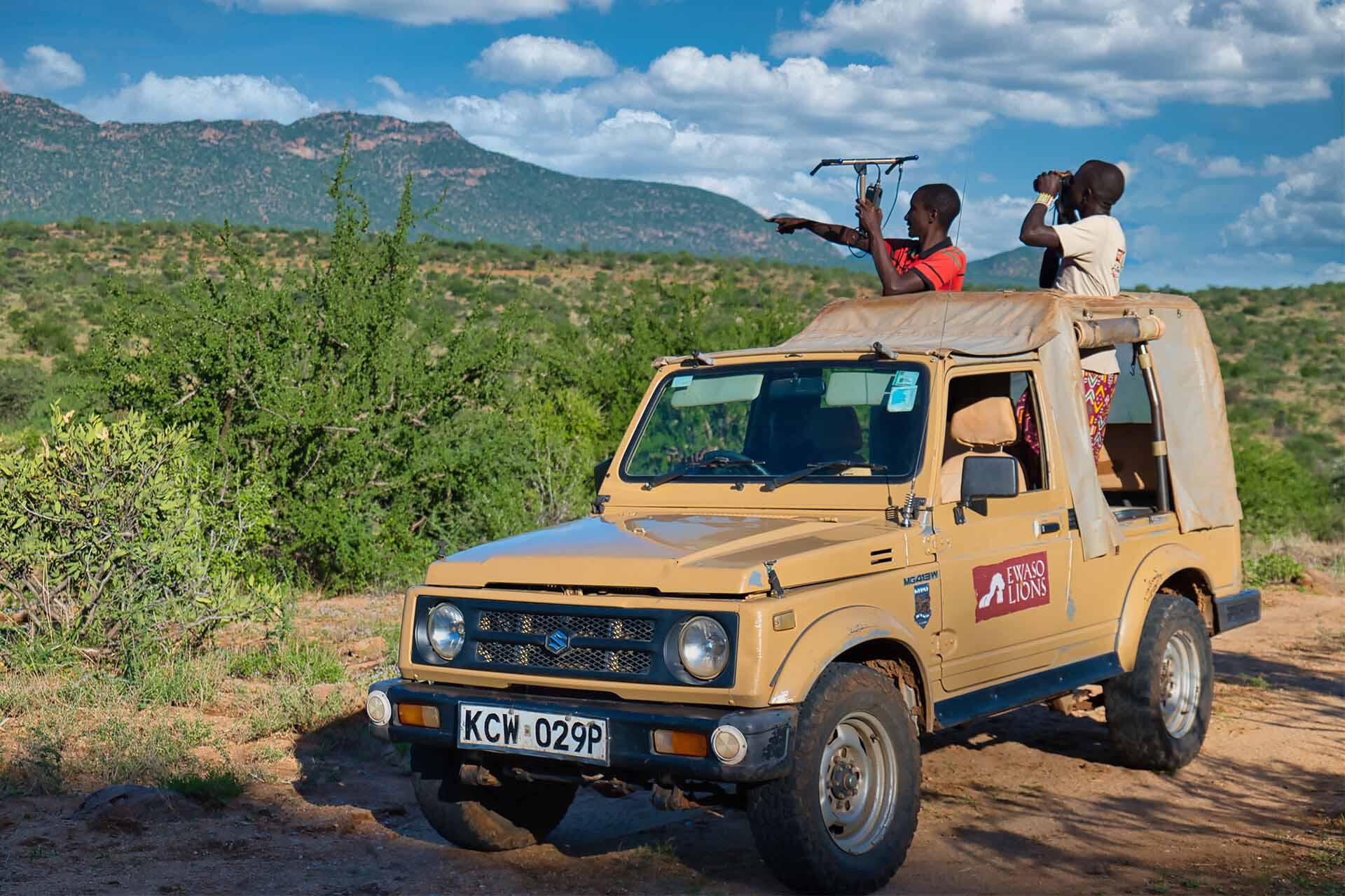 https://cdn.aucklandunlimited.com/zoo/assets/media/ewaso-lions-jeremiah-letoole-in-vehicle.jpg